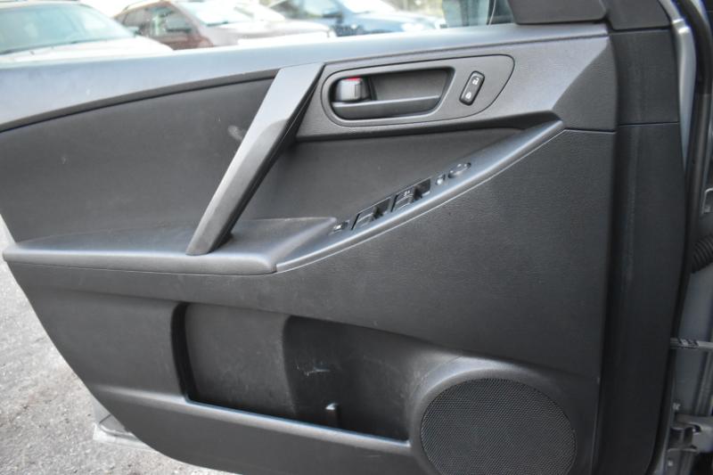 Mazda MAZDA3 i Sport 4-Door 2011