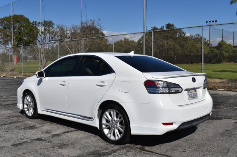 Lexus HS 250h Sedan 2011