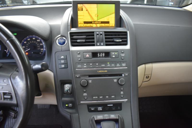 Lexus HS 250h Sedan 2011