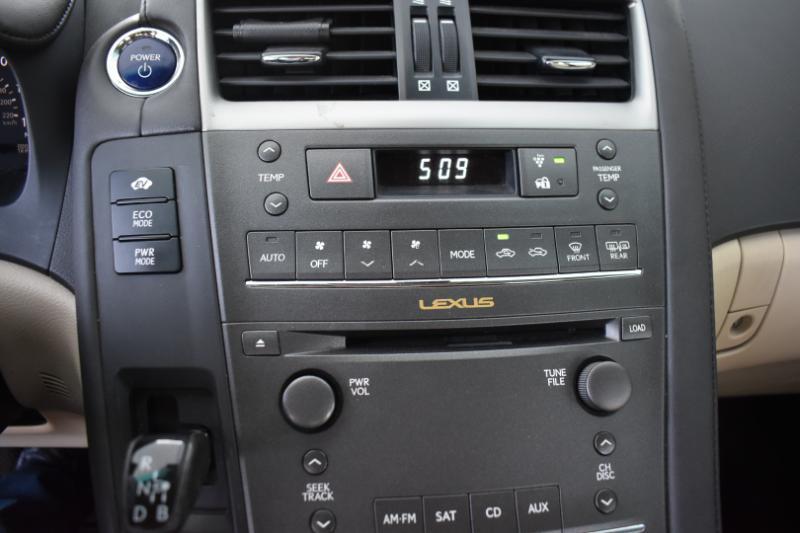 Lexus HS 250h Sedan 2011