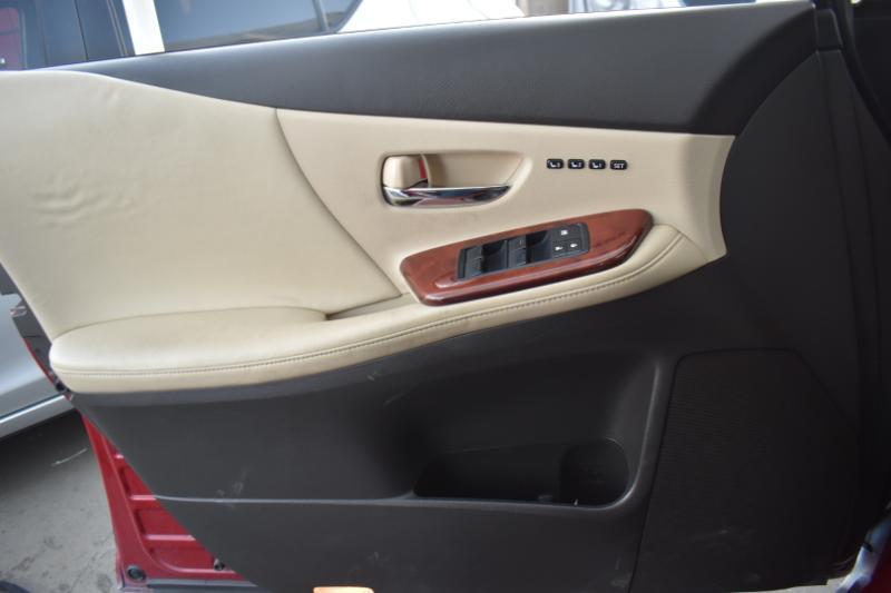 Lexus HS 250h Sedan 2011