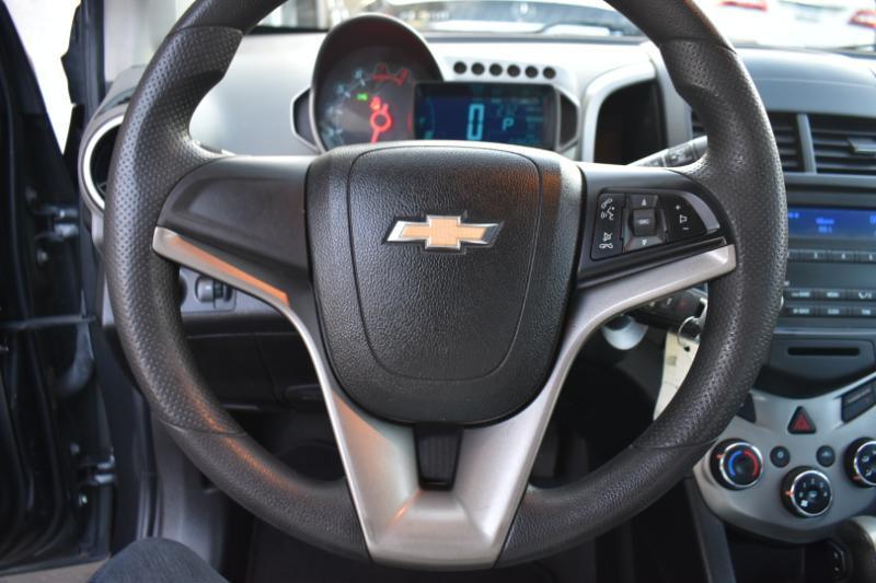 Chevrolet Sonic LS Auto Sedan 2016