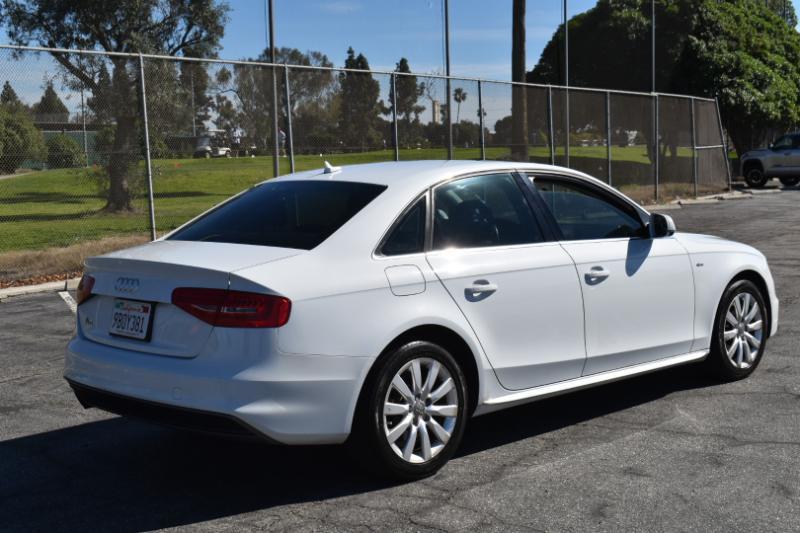 Audi A4 2.0 T Sedan FrontTrak Multitronic 2015