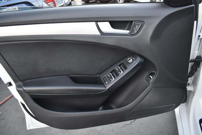 Audi A4 2.0 T Sedan FrontTrak Multitronic 2015