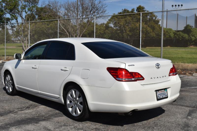 Toyota Avalon XLS 2007