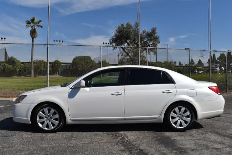 Toyota Avalon XLS 2007