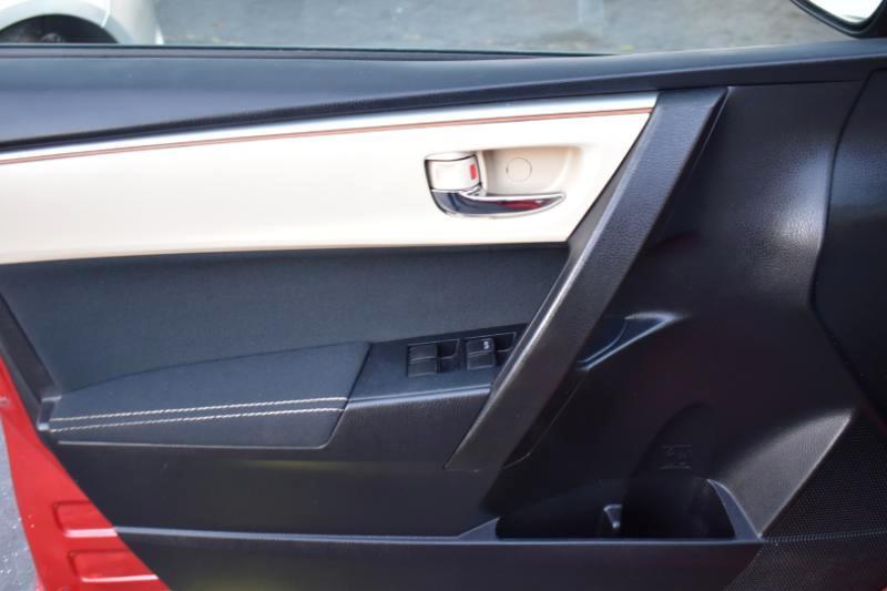 Toyota Corolla  2014