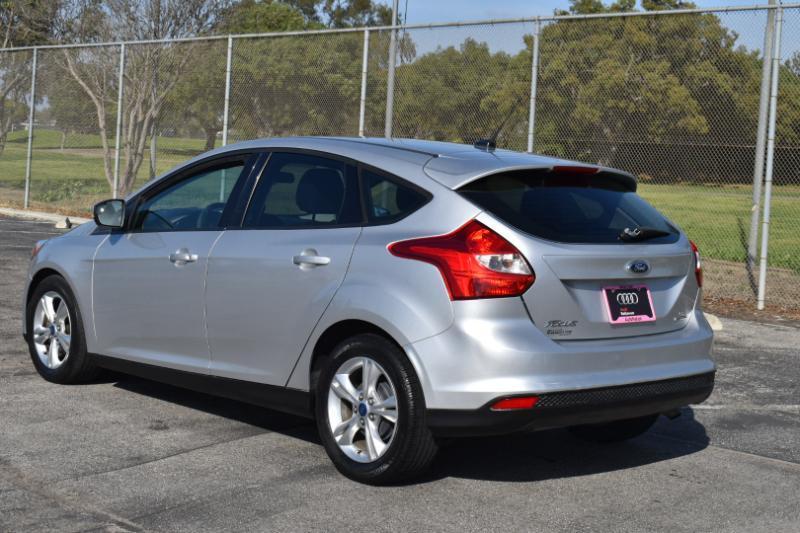 Ford Focus SE Hatch 2013