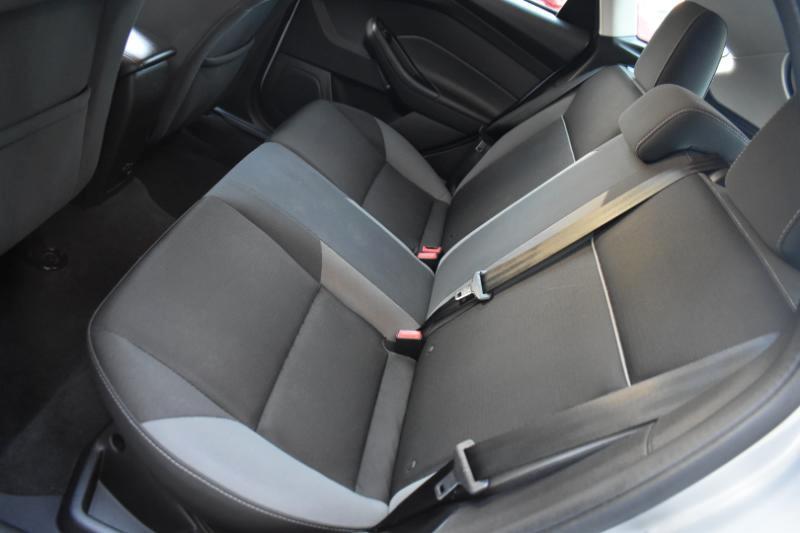 Ford Focus SE Hatch 2013