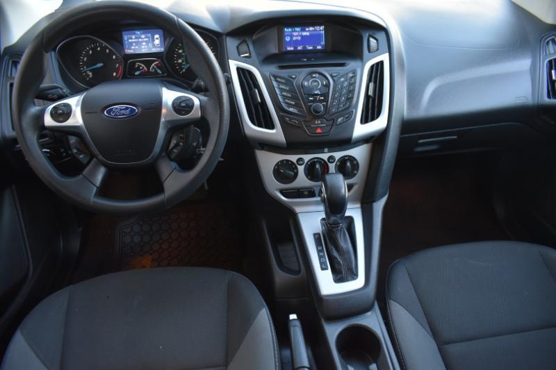 Ford Focus SE Hatch 2013