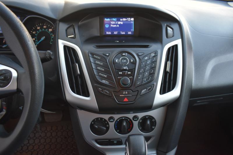 Ford Focus SE Hatch 2013