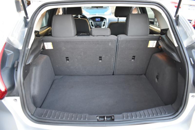 Ford Focus SE Hatch 2013