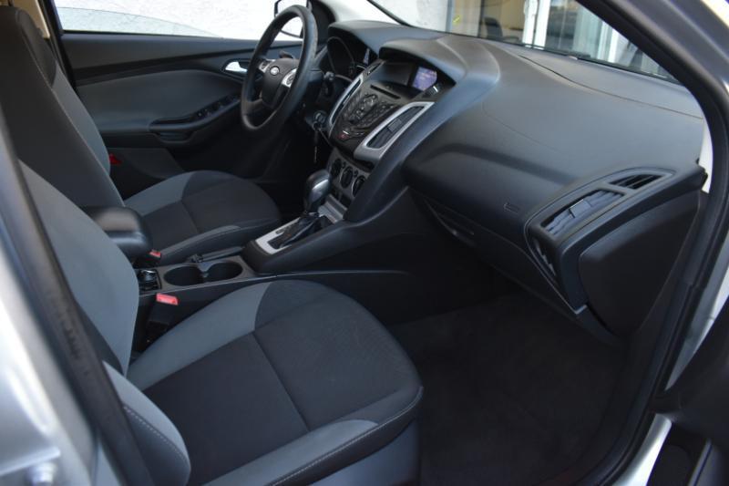 Ford Focus SE Hatch 2013