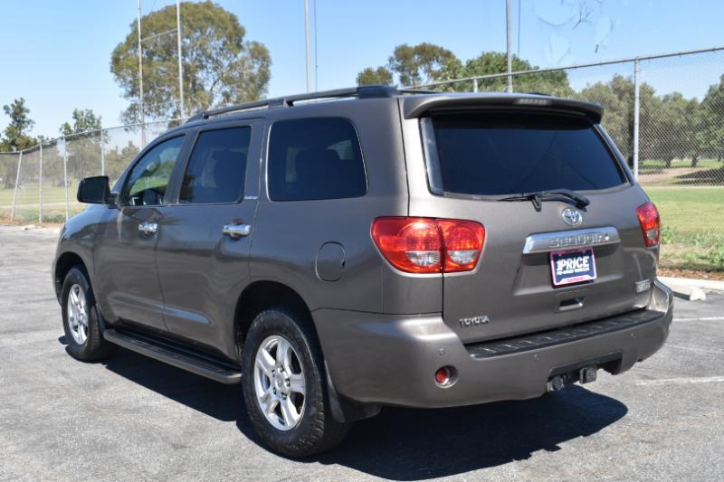 Toyota Sequoia Limited 2WD 2008