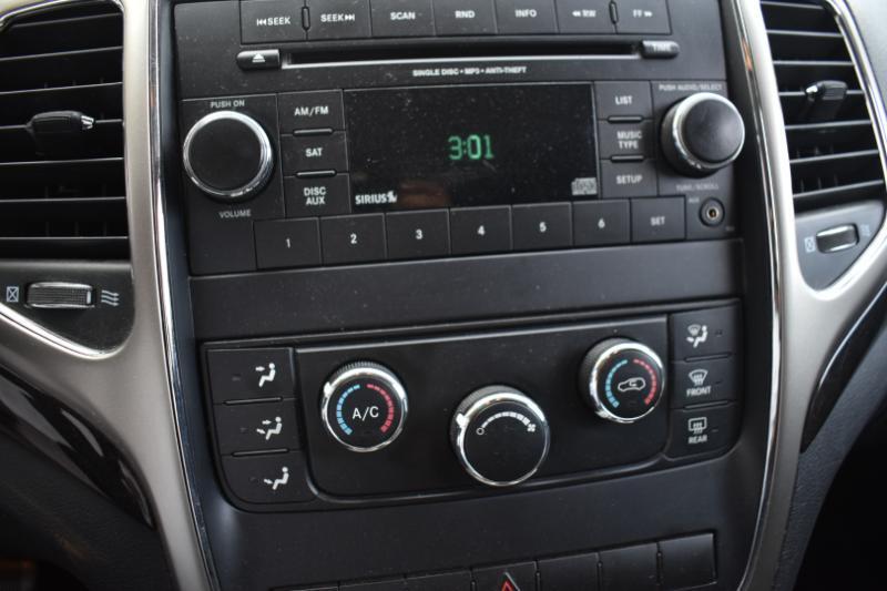 Jeep Grand Cherokee Laredo 4WD 2013