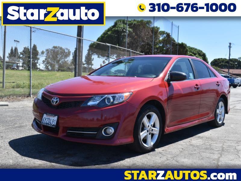 Toyota Camry SE 2012