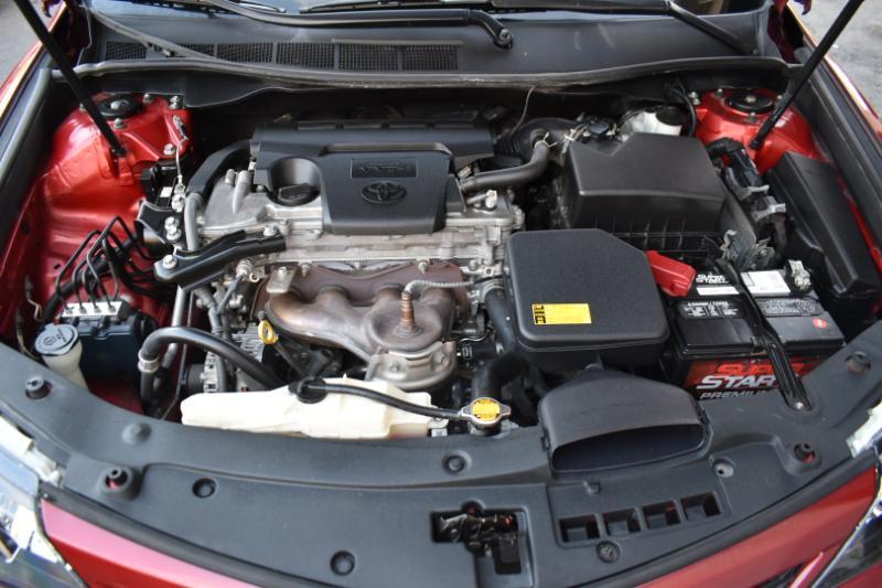 Toyota Camry SE 2012