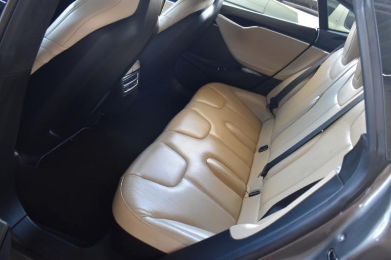 Tesla Model S 70D 2015