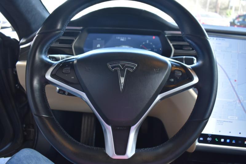 Tesla Model S 70D 2015