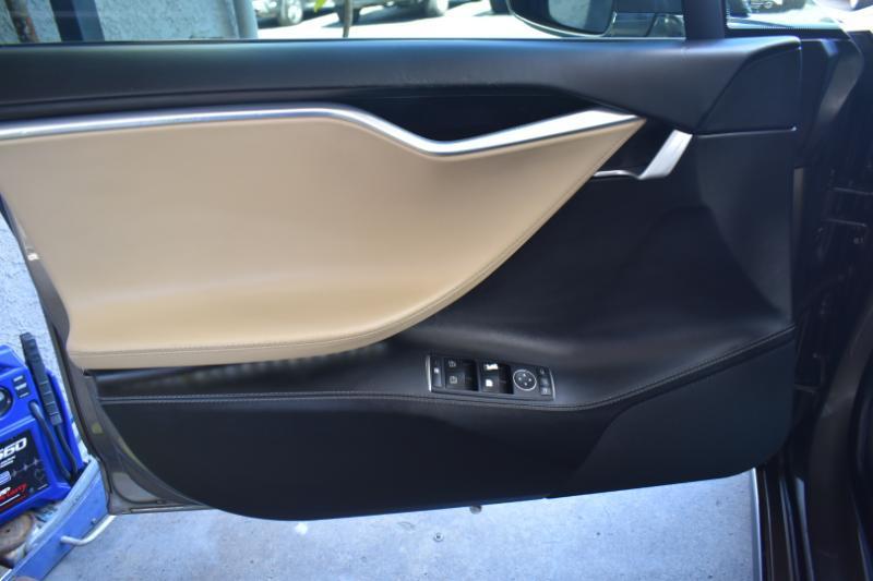 Tesla Model S 70D 2015