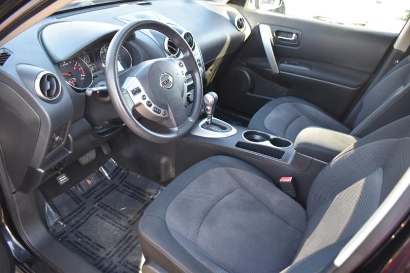 Nissan Rogue S AWD 2011