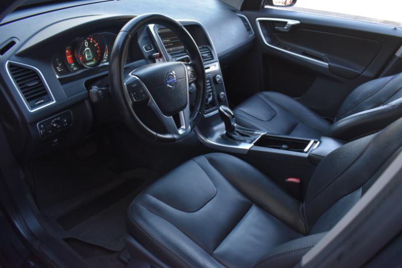 Volvo XC60 4dr 3.2L Premier 2015