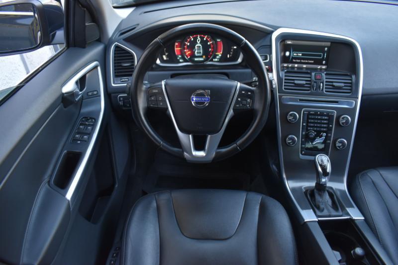 Volvo XC60 4dr 3.2L Premier 2015