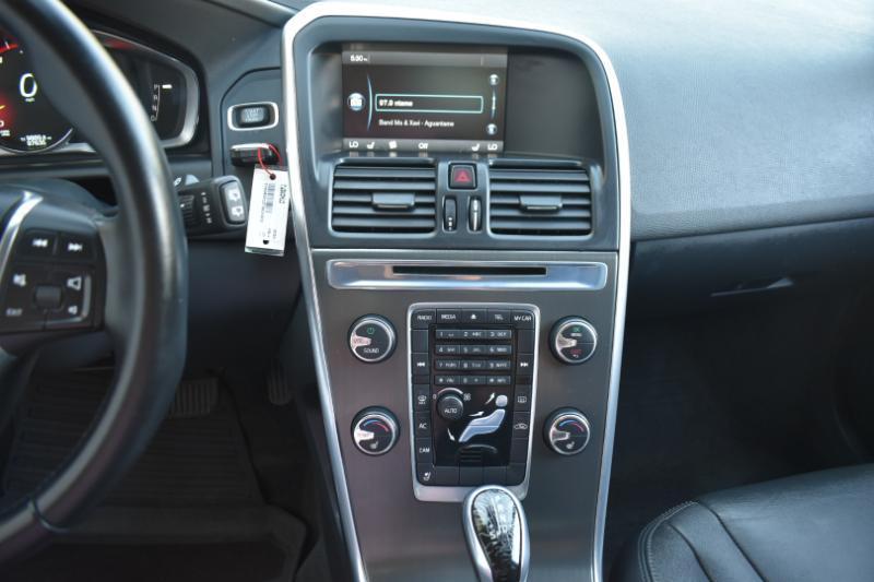 Volvo XC60 4dr 3.2L Premier 2015