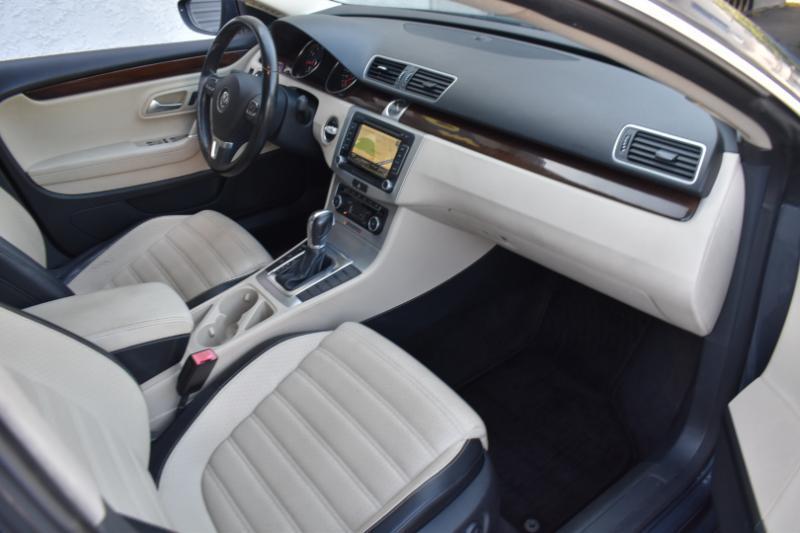 Volkswagen CC Lux 2012