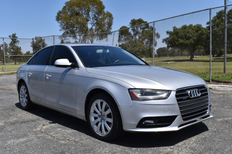 Audi A4 2.0T Sedan quattro Tiptronic 2013