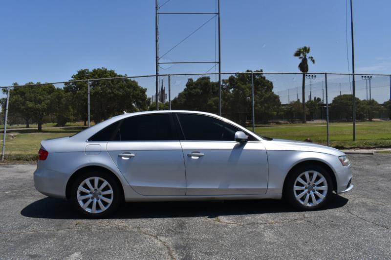 Audi A4 2.0T Sedan quattro Tiptronic 2013