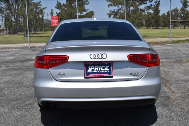 Audi A4 2.0T Sedan quattro Tiptronic 2013