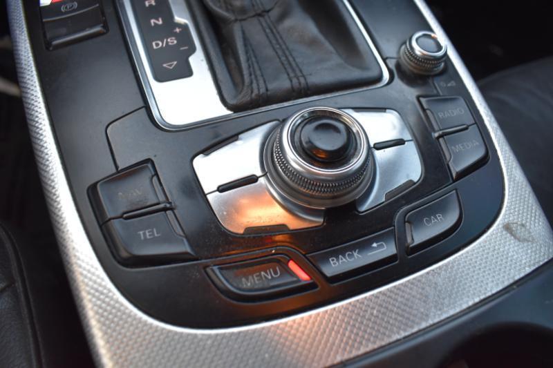 Audi A4 2.0T Sedan quattro Tiptronic 2013