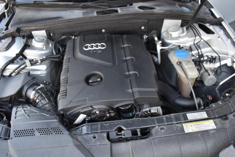 Audi A4 2.0T Sedan quattro Tiptronic 2013