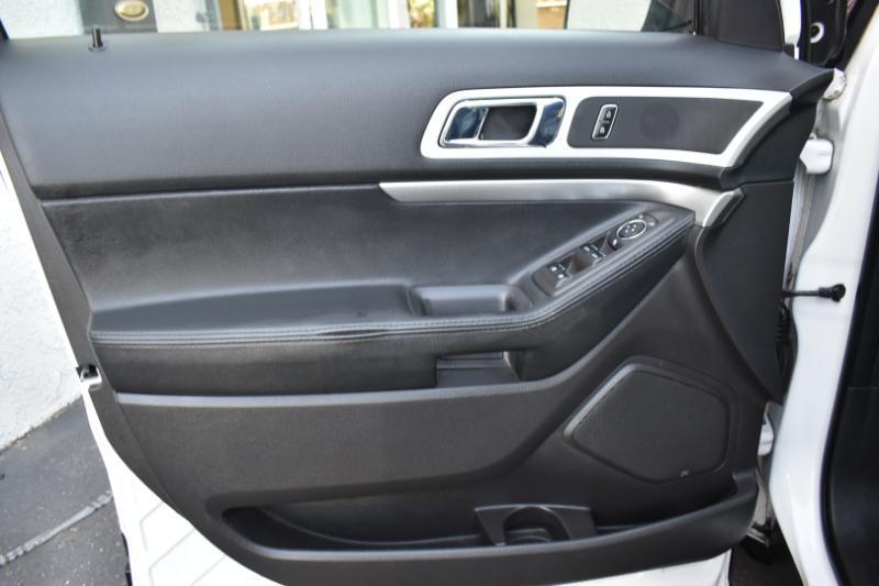 Ford Explorer XLT FWD 2013