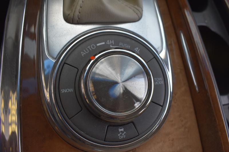 Infiniti QX56 4WD 2012