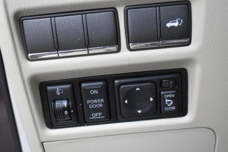 Infiniti QX56 4WD 2012