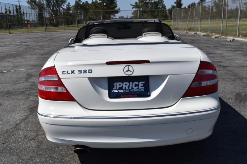 Mercedes-Benz CLK-Class CLK320 Cabriolet 2005
