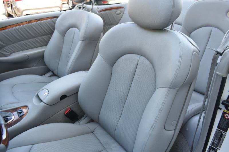 Mercedes-Benz CLK-Class CLK320 Cabriolet 2005