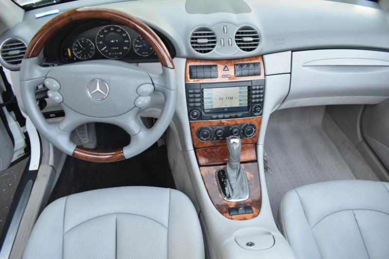 Mercedes-Benz CLK-Class CLK320 Cabriolet 2005