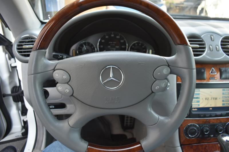 Mercedes-Benz CLK-Class CLK320 Cabriolet 2005