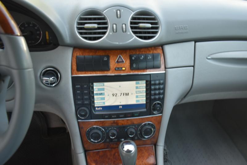 Mercedes-Benz CLK-Class CLK320 Cabriolet 2005