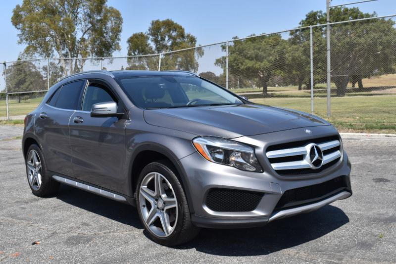 Mercedes-Benz GLA-Class GLA250 4MATIC 2015
