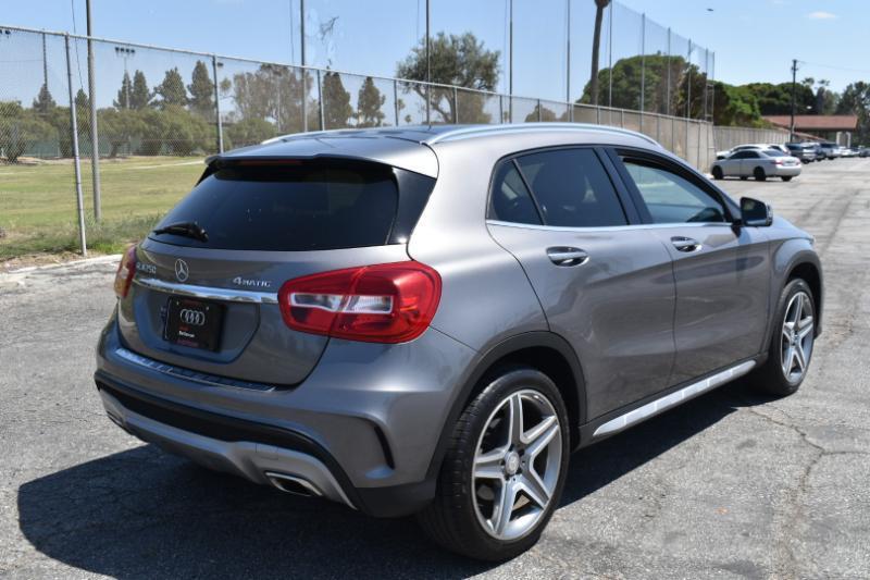 Mercedes-Benz GLA-Class GLA250 4MATIC 2015
