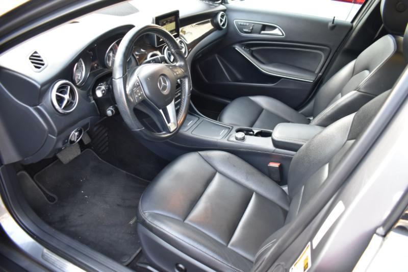 Mercedes-Benz GLA-Class GLA250 4MATIC 2015