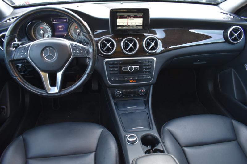 Mercedes-Benz GLA-Class GLA250 4MATIC 2015