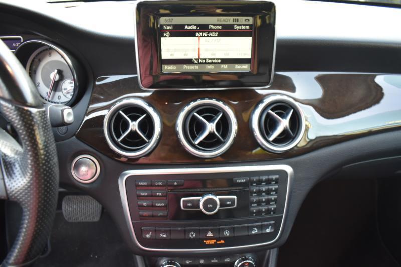 Mercedes-Benz GLA-Class GLA250 4MATIC 2015