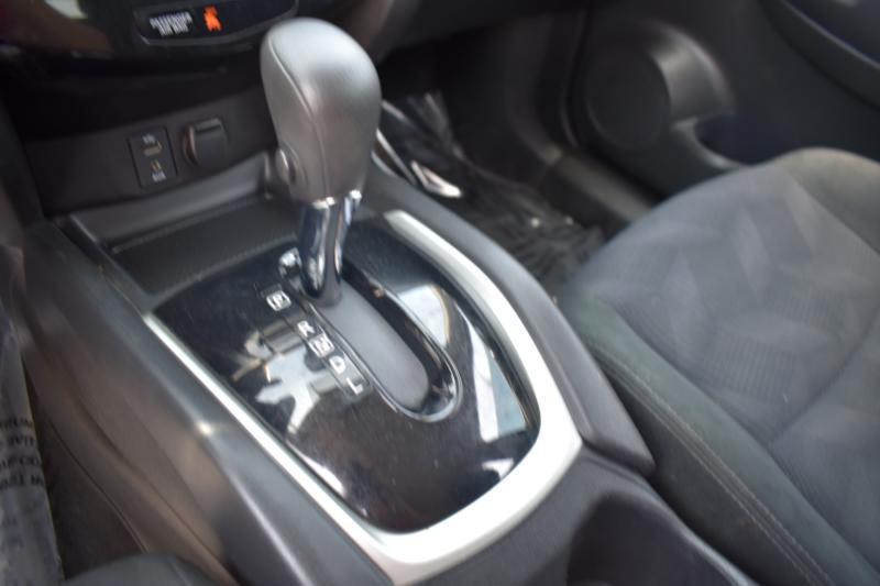 Nissan Rogue S 2WD 2016