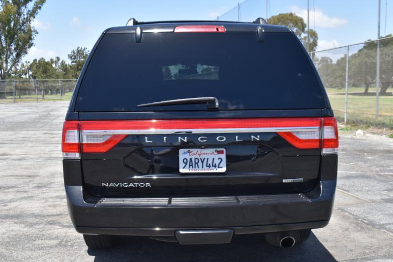Lincoln Navigator 2WD 2015