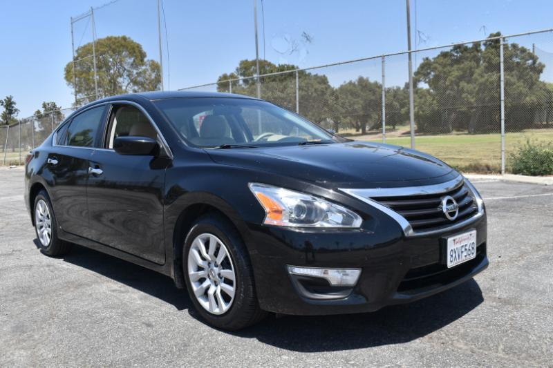 Nissan Altima 2.5 S 2014
